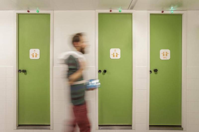 Hotelf1 Chanas A7 Exteriör bild